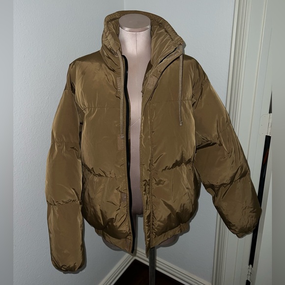 Essentials Brown Puffer Jacket Medium - Picture 1 of 3
